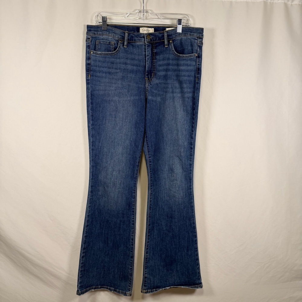 Jessica Simpson 5 Pocket Flare Blue Jean Size 12/31 - Picture 8 of 8